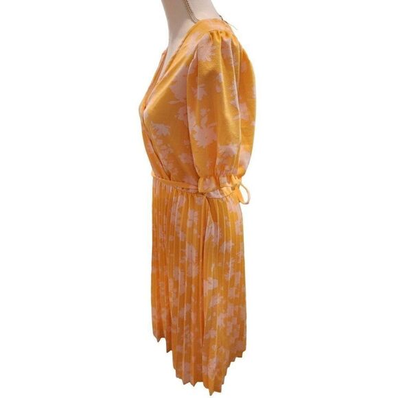 Lark Grey Orange Pink Short Sleeve Accordion Pleats Dress L Casual Surplice Midi - Picture 3 of 5